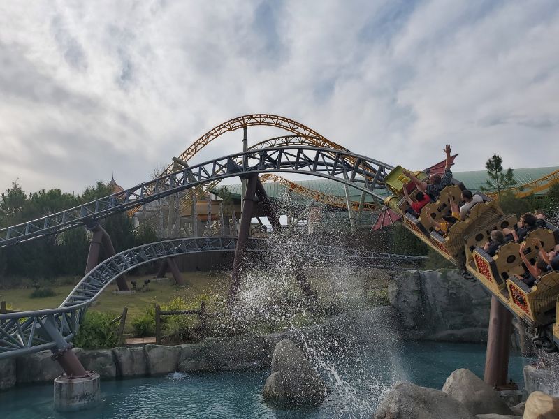 Hiccup's Wing Gliders at Epic Universe